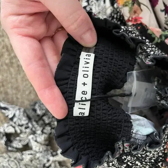 NEW Alice + Olivia Janis Mock Neck Dress Womens 4 Black Floral Mini Dream Castle - Picture 3 of 8